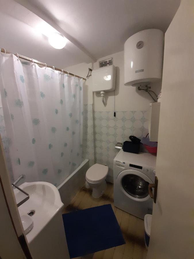Apartment The Old House ヴルサル エクステリア 写真